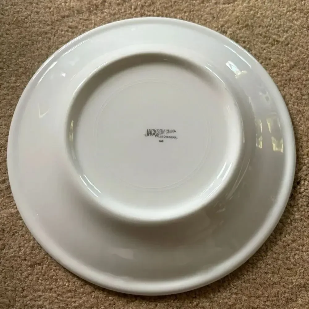 Jackson China 9.5” Red Airbrushed Restaurant Ware Dinner Plate